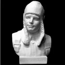 Гипс Бюст Гагарин Ю.