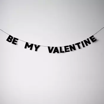 Гирлянда "BE MY VALENTINE"