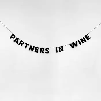 Гирлянда "PARTNERS IN WINE"