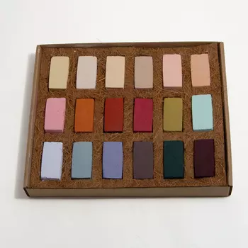 Набор пастели сухая, мягкая ручной работы EARTHBERRY "Светлый путь", 18 цветов