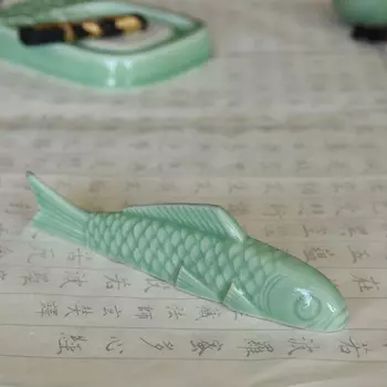 Пресс для бумаги "Карп"