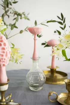 Свеча "Гриб Мухомор перезрелый" нежно-розового цвета