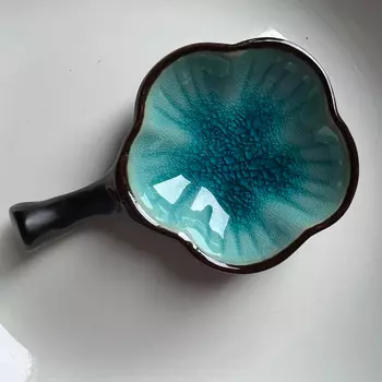 Тушечница с ручкой-подставкой для кисти "Бирюзовый цветок сливы"