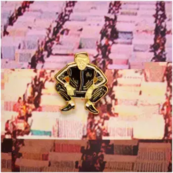 Значок металлический "Heart of Moscow" 90 Гопник