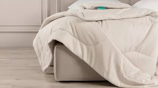 Легкое одеяло Hugs