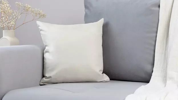 Подушка декоративная Glossy Айвори