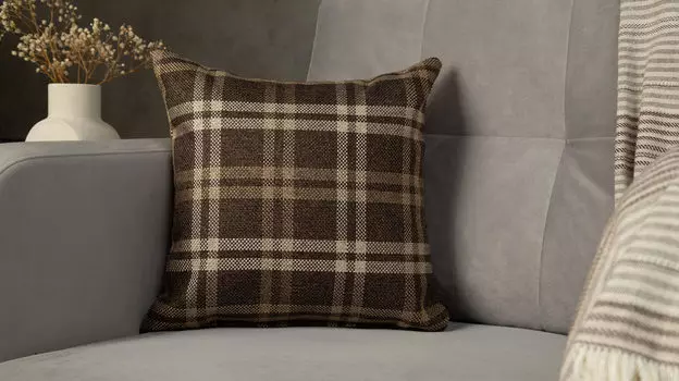 Подушка декоративная Trafalgar brown