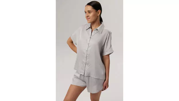 Шорты женские Stay Balanced, цвет серебристый иней