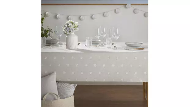 Скатерть Maia 150 250