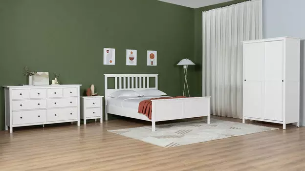 Спальня с комодом Terek из массива сосны, цвет Белый