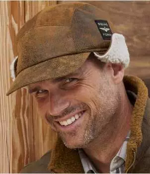 Кепка с Отворотом из Искусственной Замши и Шерпы