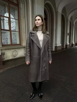 Удлинённая дублёнка на молнии