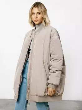 Женская утеплённая куртка-бомбер