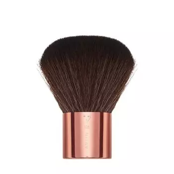 Кисть кабуки для нанесения тональной основы