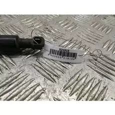 Амортизатор капота BMW 3 Series (E46)