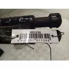 Амортизатор стекла багажника Volkswagen Touareg