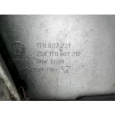 Бампер передний Volkswagen Touran