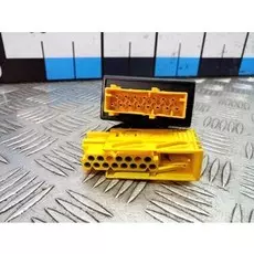 Блок комфорта BMW 7 Series (E38)