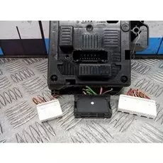 Блок комфорта Renault Clio 3