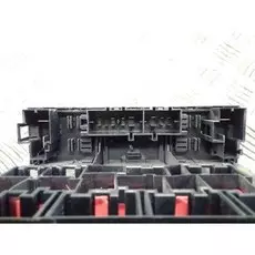 Блок комфорта Volkswagen Passat 6