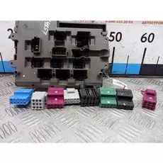 Блок предохранителей BMW 3 Series (E90)