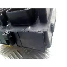 Блок предохранителей Opel Zafira B