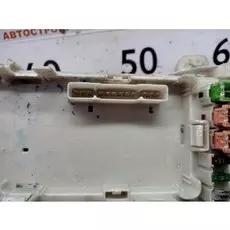 Блок предохранителей Toyota Corolla 9