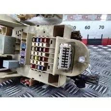 Блок предохранителей Toyota Yaris