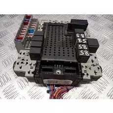 Блок предохранителей Volvo S60