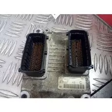 Блок управления двигателем Alfa Romeo 147