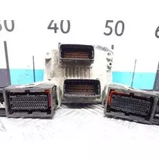 Блок управления двигателем Alfa Romeo 147