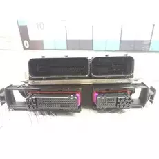 Блок управления двигателем Audi A6 C5