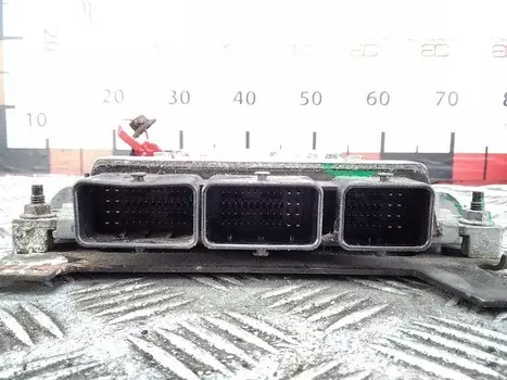 Блок управления двигателем Renault Laguna 3