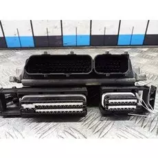 Блок управления двигателем Seat Ibiza 4 (6J)