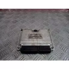 Блок управления двигателем Volkswagen Passat 5 GP