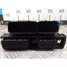 Блок управления двигателем Volkswagen Passat 6