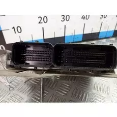 Блок управления двигателем Volkswagen Touran