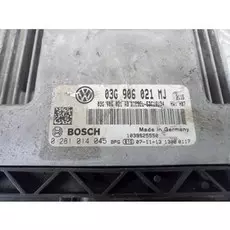 Блок управления двигателем Volkswagen Touran