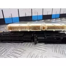 Блок управления подвеской Mercedes W220 (S class)