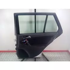 Дверь задняя правая Mercedes W203 (C Class)