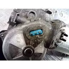 Двигатель стеклоочистителя задний (моторчик дворников) Citroen Saxo