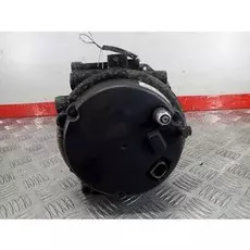 Генератор Mercedes W203 (C Class)