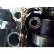 Головка блока цилиндров (ГБЦ) Opel Tigra