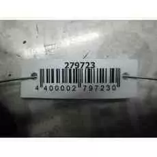 Петля капота левая Mitsubishi Space Wagon 3