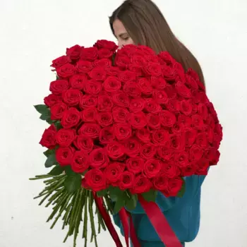 Букет из 101 красной розы, 60 см, Эквадор