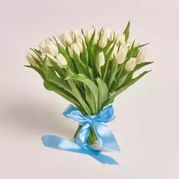 Букет из 35 белых тюльпанов, Россия