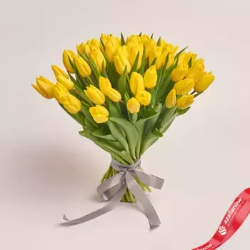 Букет из 51 желтого тюльпана с лентой, Россия