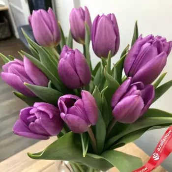 Букет их 9 фиолетовых тюльпанов, Россия