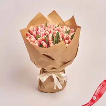 Букет из 101 красно-желтого тюльпана в крафте