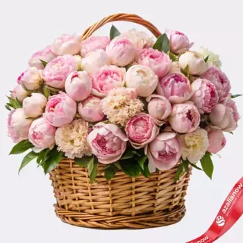 Букет из 101 розового пиона в корзине